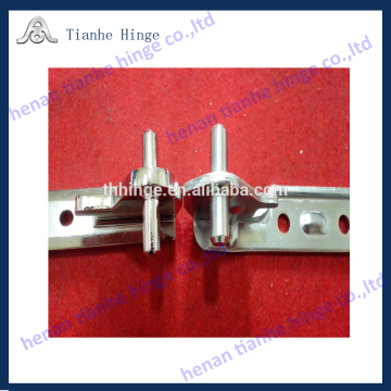 Die cast hinge for refrigerator