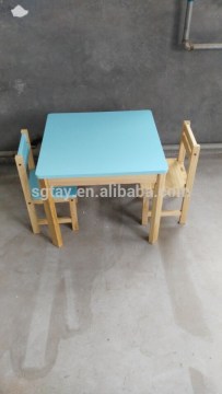 child table and chairs with round corner