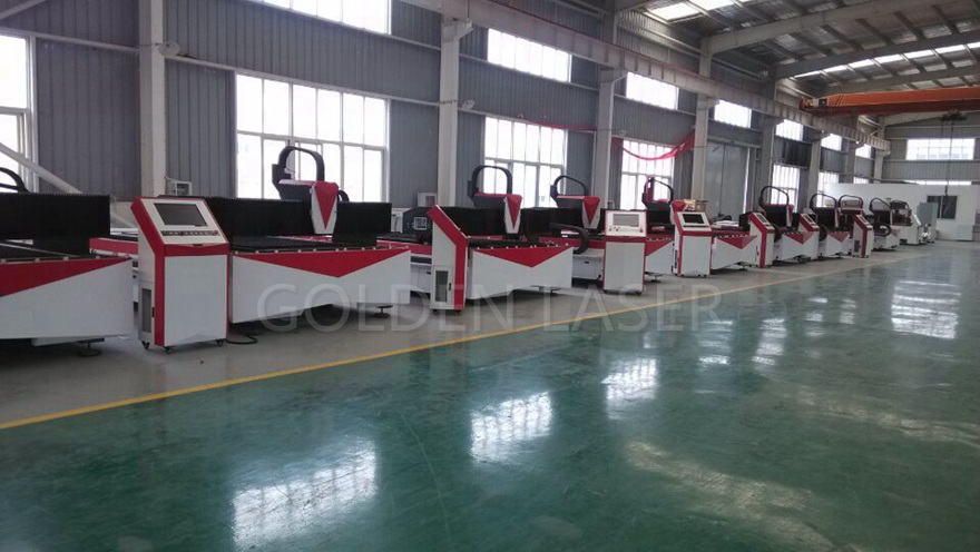 Fiber Laser Cutting Machines in GOLDENLASER Factory