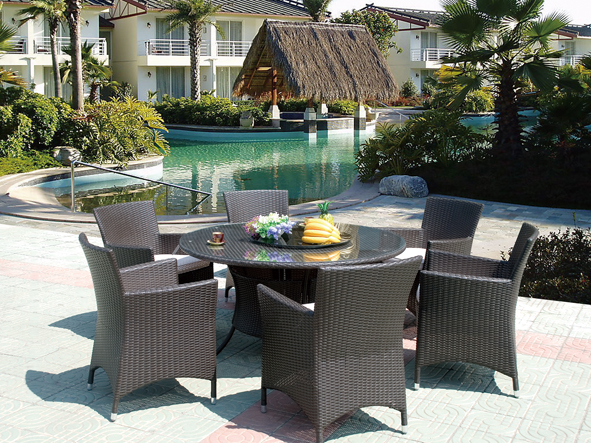 HD Designs Outdoor Rattan Furniture Table Round Table
