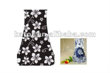 Disposable foldable plastic vase