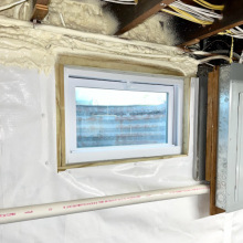 Basement casement windows with screen for house