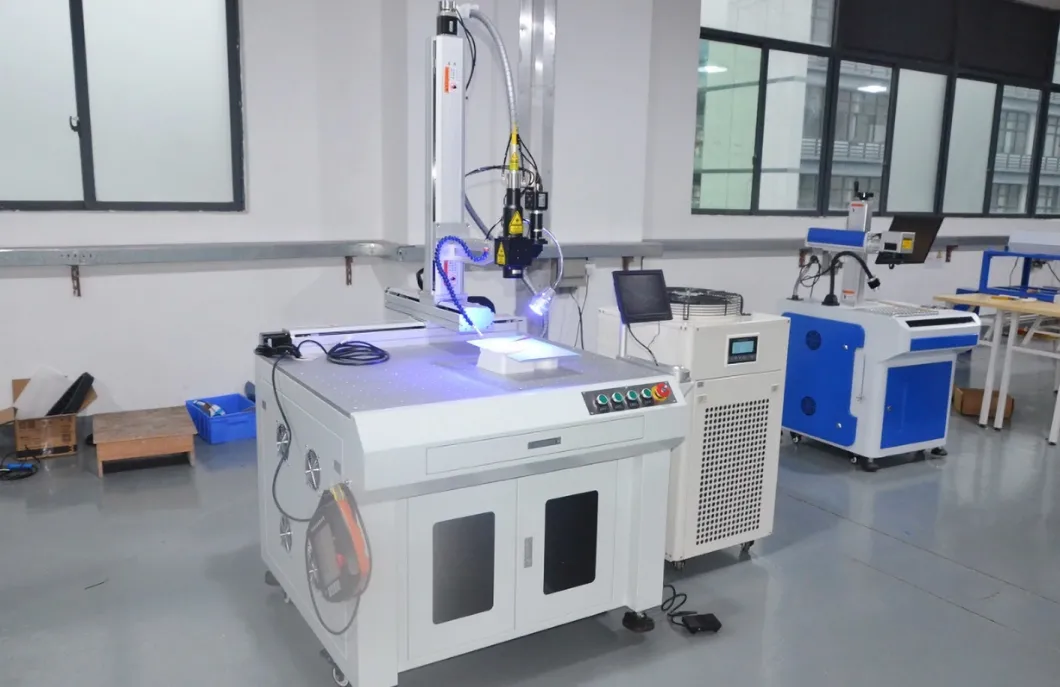 4-Axis Automatic Laser Welder Continues Metal Aluminum Fiber Welding Machine Laser