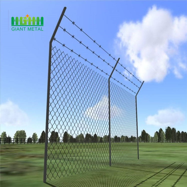 Small hole chain link fence