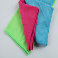 Asciugamani lavati a maglia lavabili tinti in tinta unita