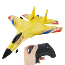 2.4G RC SU 27 Airplane Toy:  Foam Airplane with Radio Control