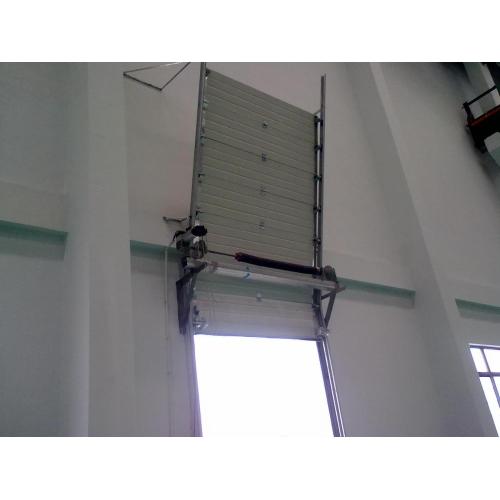 Industrial Overhead Sectional Mengangkat pintu garasi