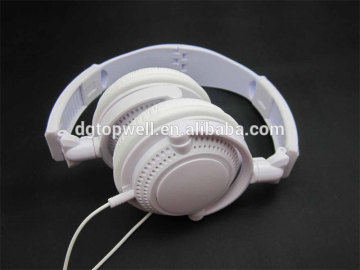 Wholesale cheap white headset with custom logo