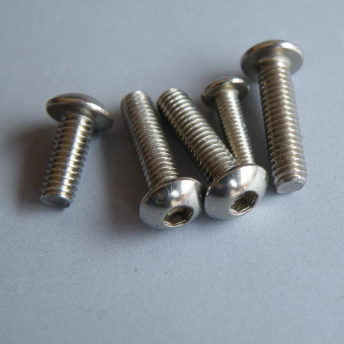 Tornillos de titanio M1.0 pequeños autorroscantes