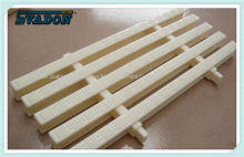 Swimming pool plastic floor grating
