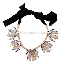 Cheap Wholesale Jewelry Necklace Marni Flower Pendant Necklace