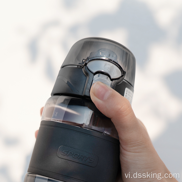 2022 Mới Desined 630ml/780ml Chai Sport và BPA không có chai nước với rơm