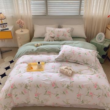 Clear and fragrant bedding set