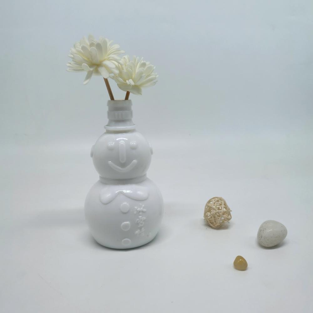 Snowman Glass Bottle For Aromatherapy