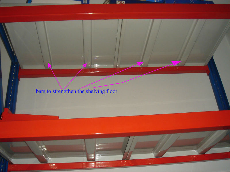 Medium duty bulk storage boltless shelf