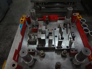 Auto Part Stamping Progressive Tooling