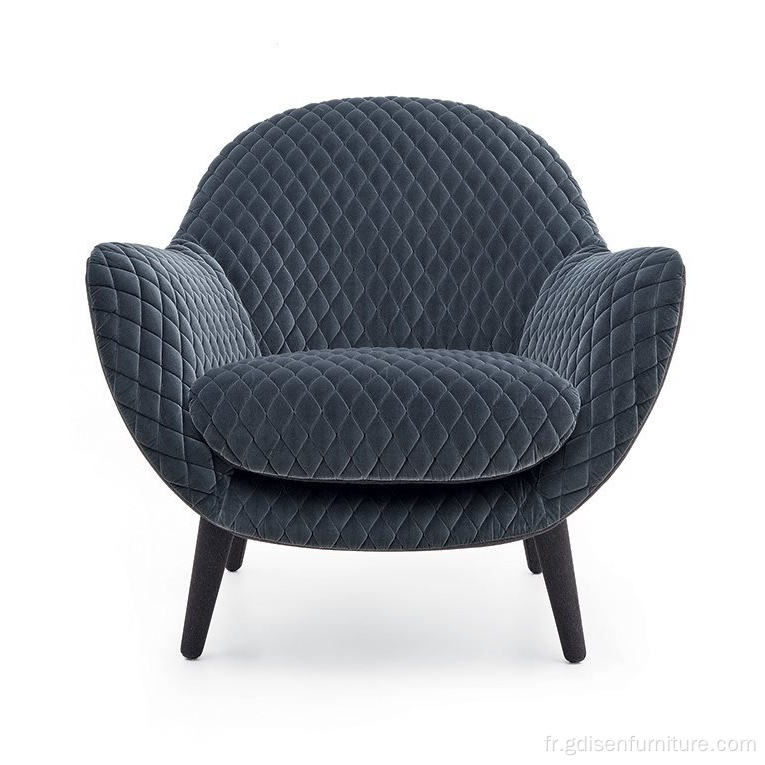 Réplique de fauteuil de reine Mad Poliform