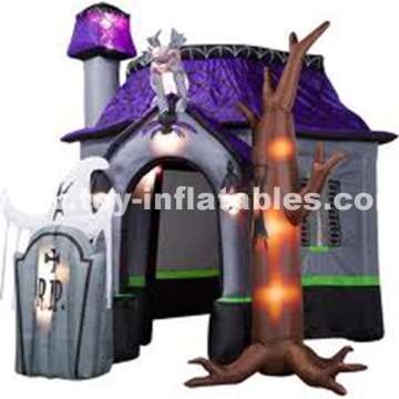 Halloween inflatable haunted house