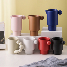 Wholesale Minimalist Ceramic Coffee Mugs and Tea Cups with Personalized Logo