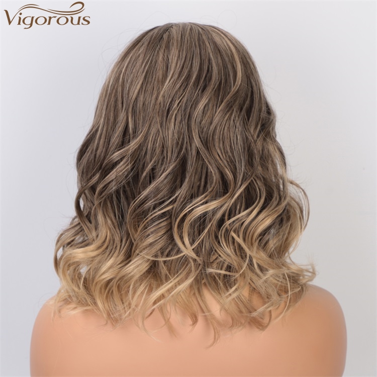 Vigorous 14 Inches Short Wavy Synthetic Side Part Wig Heat Resistant Fiber Cosplay Wig For Women Gray Mixed Blonde Color
