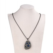 Sapphire Pearl And Hollow Zinc Alloy Pendant Necklaces