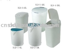 plastic dustbin