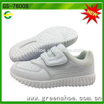 Breathable stylish fit kids shoes