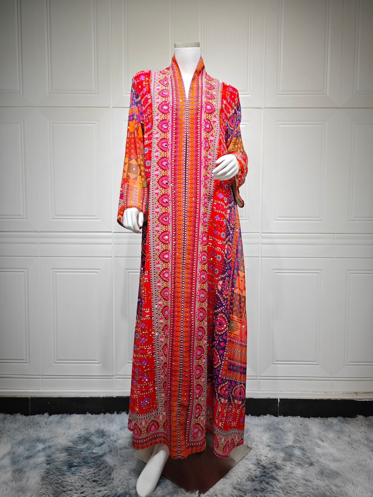 جزئیات لباس با چاپ گل دبی Dubai Floral Abaya Dress Detail
