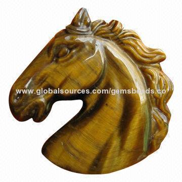 Customized gemstone pendant jewelry with carving horse