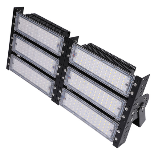 LED tunnel light with high maintenance factor