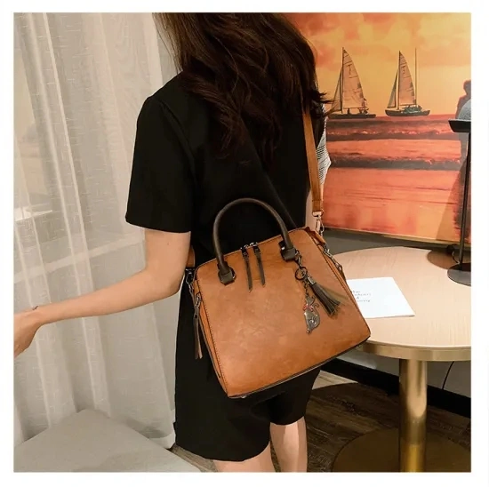 2021 New Fashion Simple Ladies Leather Handbag