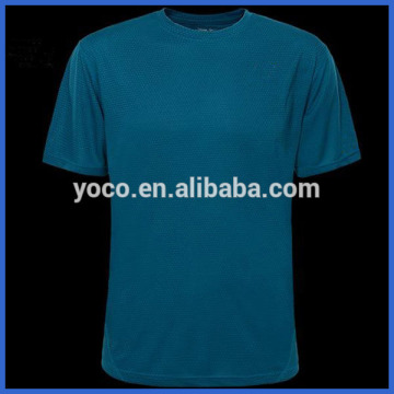 Men moisture wicking polyester t-shirts