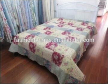 Cheap satin floral patchwork quilts