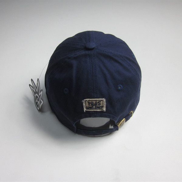 Zipper Pocket Sports Cap