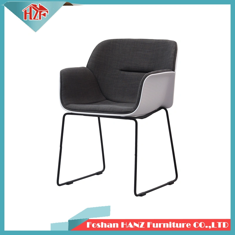 Modern Nordic Style Hotel Coffee Shop Wedding Party with Armrest Can Not Rotate Iron Foot Plastic Chair.