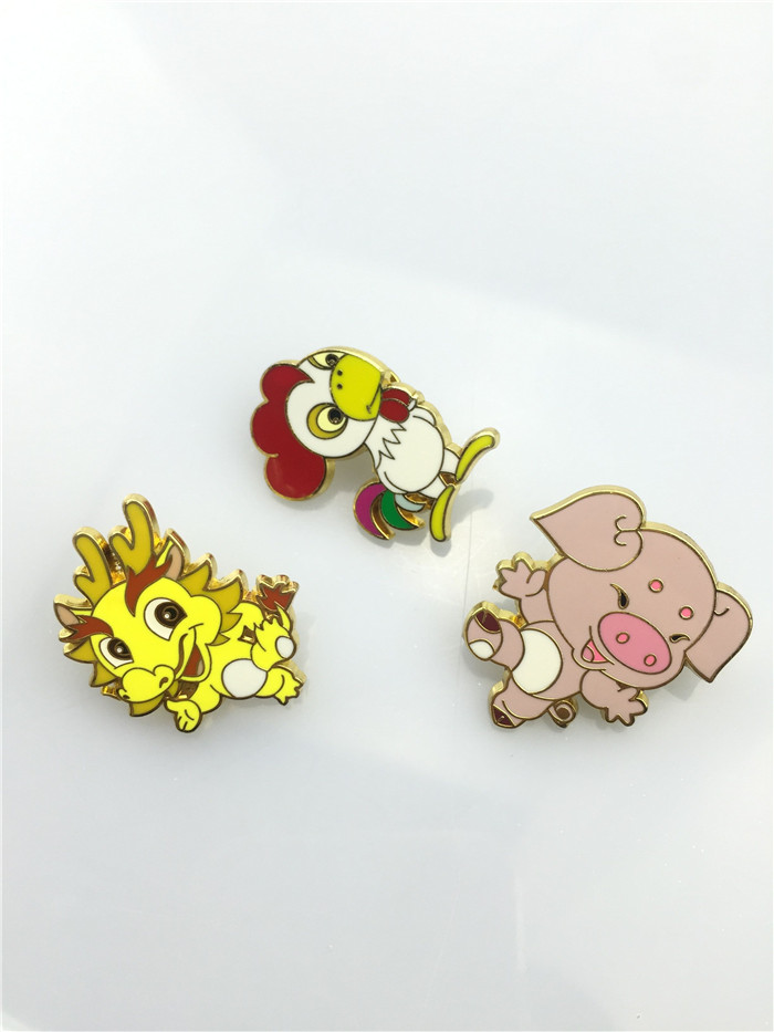 Pin del badge di design per suini animali adorabili in metallo personalizzato