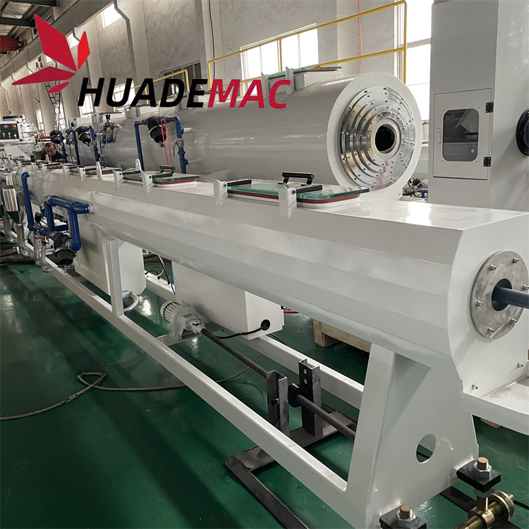 40-110mm 3 طبقة خط إنتاج أنابيب HDPE
