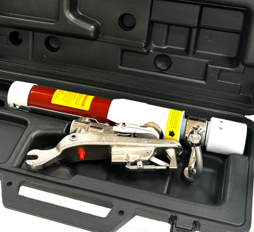 Precision Load Break Tools for Electrical Work