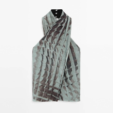 Women's cross V-neck printed top