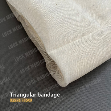 Medical Triangular Bandage Folds