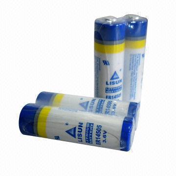 Primary lithium batteries
