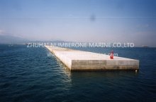 Breaking water,jetty