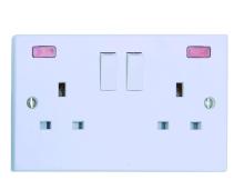 2g 13A SP Swithced Socket W/Neon