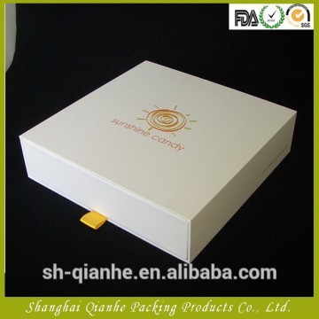 Customized paper candy box
