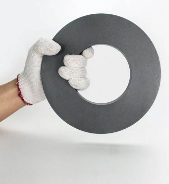 Speaker magnet multipole ferrite ring magnet