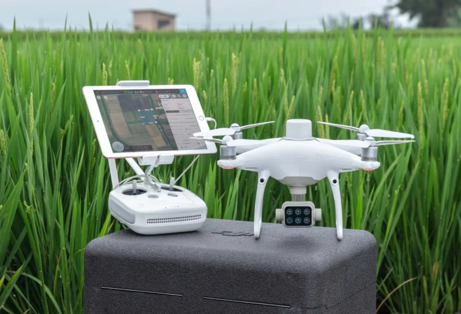 DJI P4 Multispectral mapping drone for Precision agriculture AND Environmental monitoring and inspection