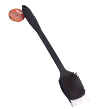 Bbq grill brush with scraper
