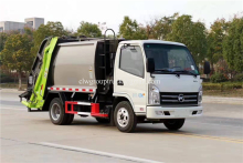 Small Compression Garbage Trucks hydraulic garbage compactor