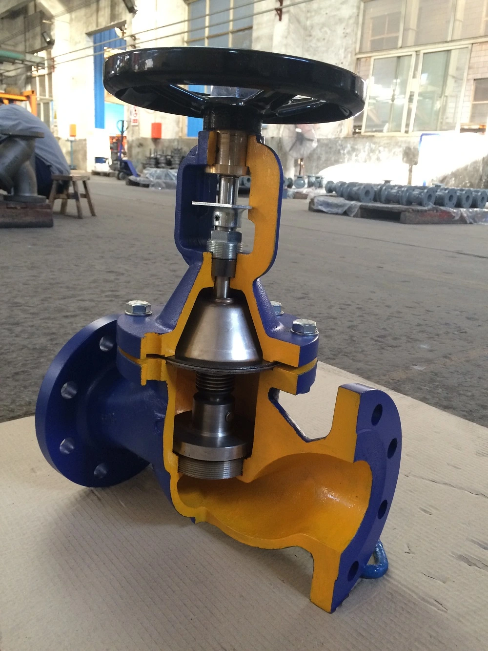 Bellow globe valve PN16 DN15-300