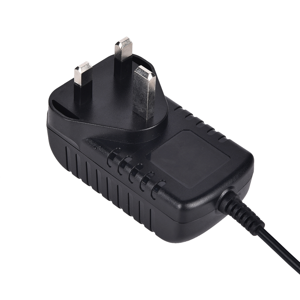 Efficiency level VI 5v 1a usb charger with UL FCC TUV CE CB EMC ROHS RCM approved